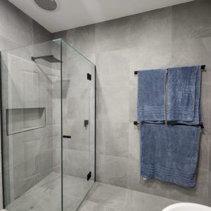 Custom Made 10mm Frameless Front Only or Front & Return Shower Screens - Image 4